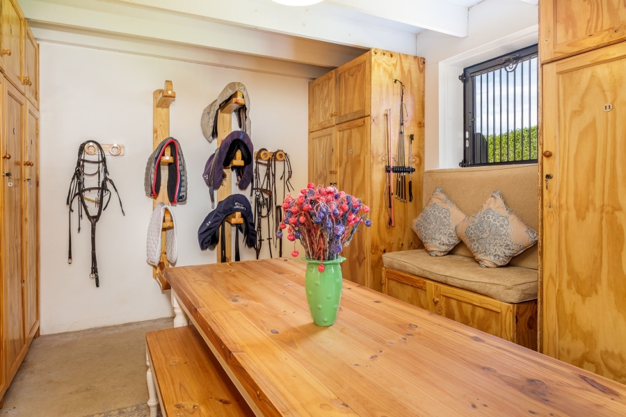 5 Bedroom Property for Sale in Stellenbosch Farms Western Cape